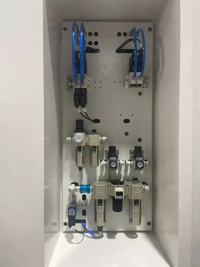 Обрабатывающий центр с ЧПУ Vector IMU-5X 500 + CTS30 (HCNC)